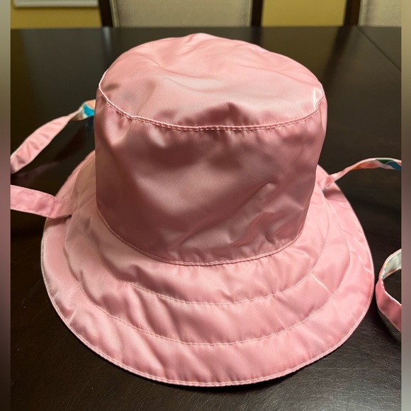 New Gucci North Face Logo Double Sided Bucket Hat Size M - Picture 11 of 16